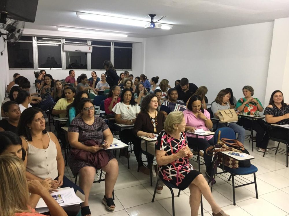 You are currently viewing Curso de Extensão em Brinquedoteca contou com a presença de mais de 100 profissionais da Rede Pública Municipal de Ensino