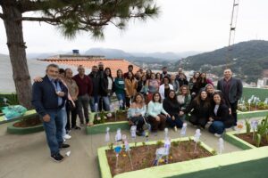 Leia mais sobre o artigo Comunidade do Jardim Pinheiros comemora reforma, ampliação e modernização da Escola Municipal Governador Portella